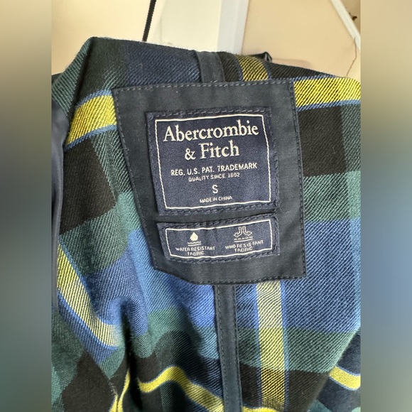 Abercrombie & Fitch Trench - Picture 7 of 8